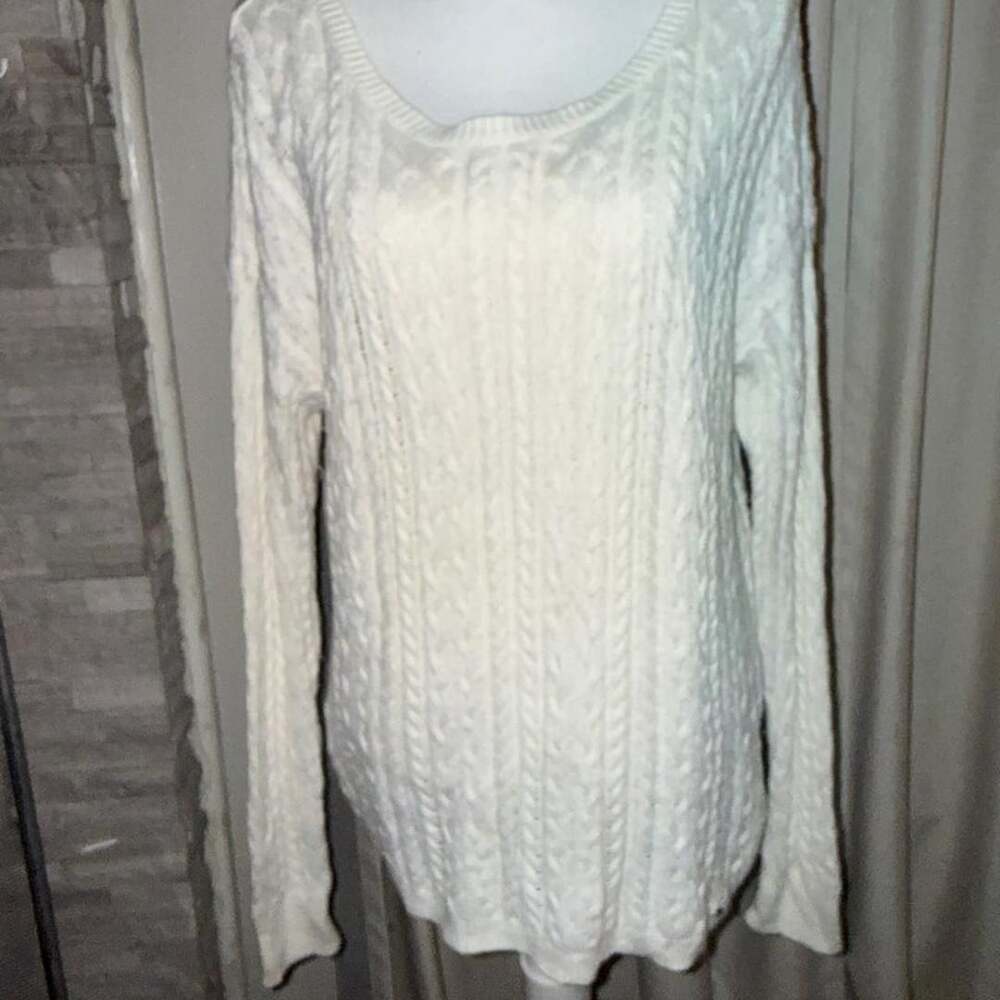 American Eagle Outfitters Cable Knit Sweater Size XL White